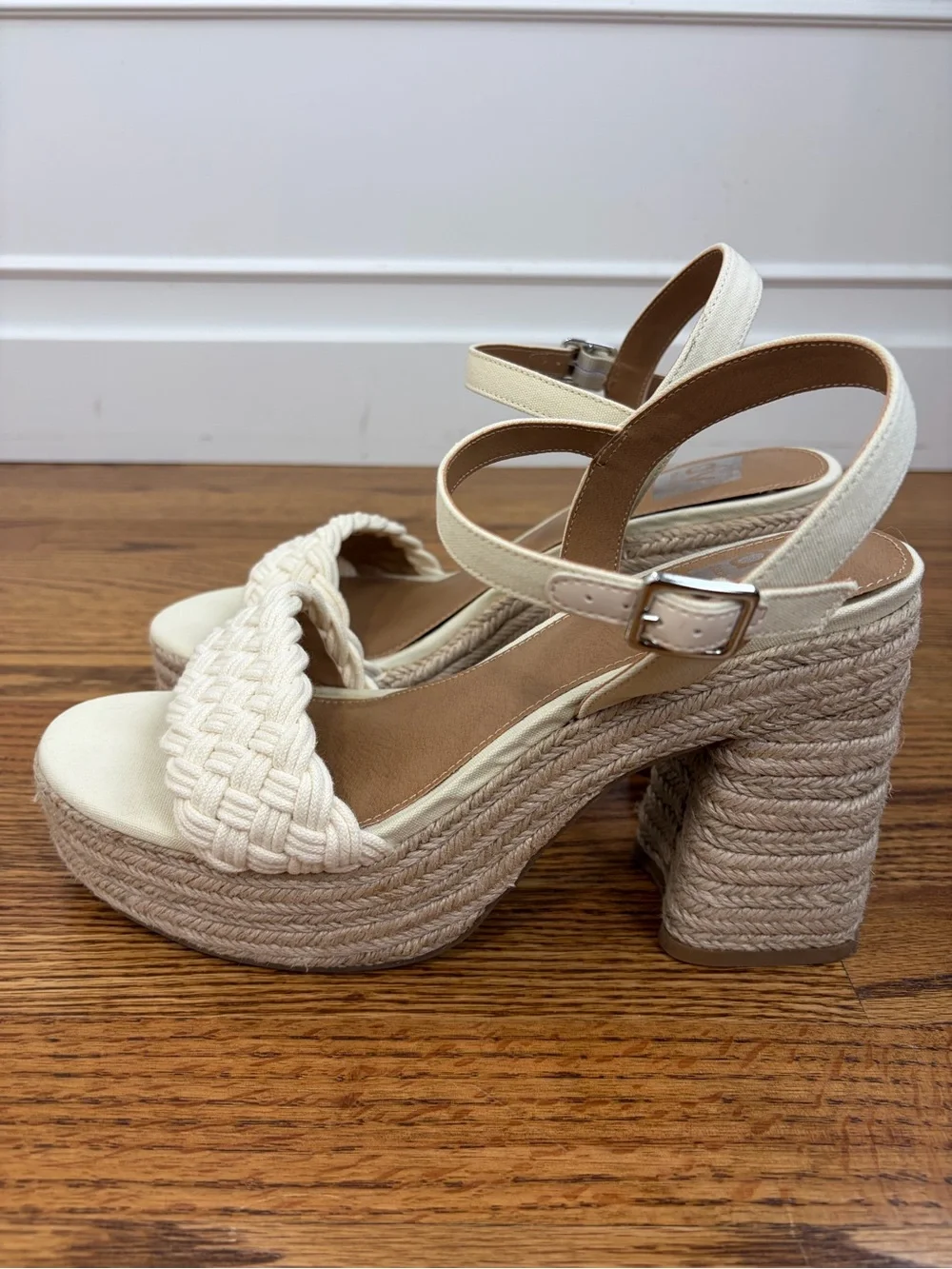 Dolce Vita Danila Raffia Platform Heel (10)